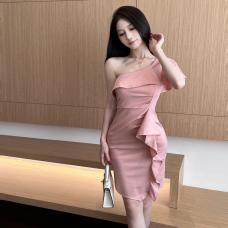 RM26303#夏季新款韩版气质时尚斜领荷叶裸单肩高腰修身侧垂片连衣裙