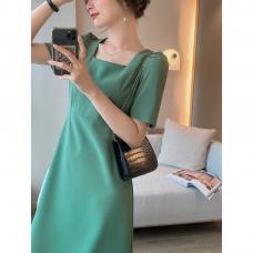RY1934#连衣裙女泡泡袖新款夏季绿色方领法式复古显瘦收腰气质裙