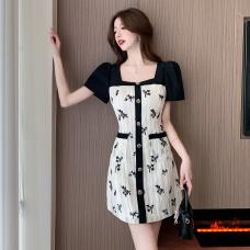 RM29233#夏季新款设计感印花方领撞色泡泡袖气质连衣裙