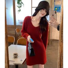RM30018#热红酒 气质慵懒风V领细肩带灯笼袖红色针织连衣裙女冬季