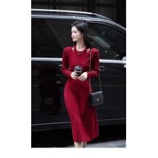 RM29431#法式复古御姐风红色镂空针织长裙子秋季新款修身显瘦过膝连衣裙女