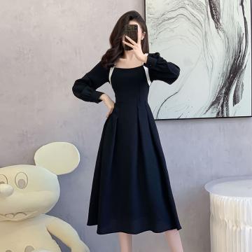 RM32575#黑色连衣裙女 新款收腰显瘦气质赫本风方领小黑裙