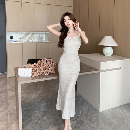 RM32288#高级感生日宴会礼服裙轻奢亮片鱼尾吊带裙性感连衣裙
