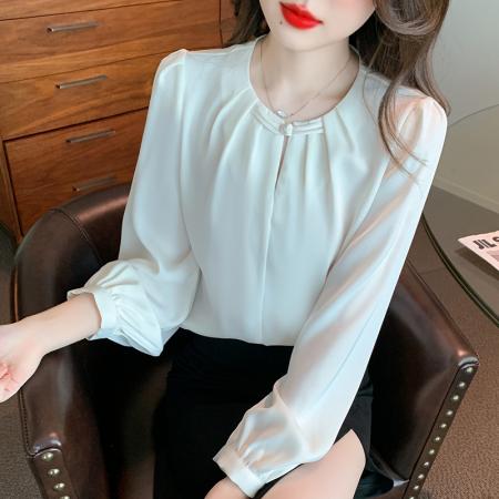 RY2671#秋季新款米色小盘扣衬衫女时尚百搭OL通勤圆领上衣