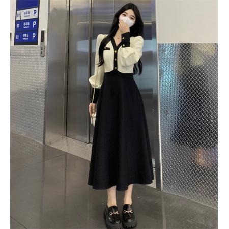 RM32307#胖妹妹V领连衣裙新款法式高端精致显瘦赫本风长裙子
