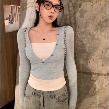 RM32435#百搭显瘦短款假两件撞色V领打底针织上衣