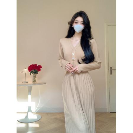 RM32802#配大衣针织连衣裙女法式温柔风内搭气质修身打底长裙子