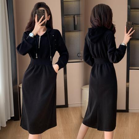 RM32983#黑色长袖卫衣连衣裙女秋季穿搭高级感气质收腰显瘦中长款过膝裙子