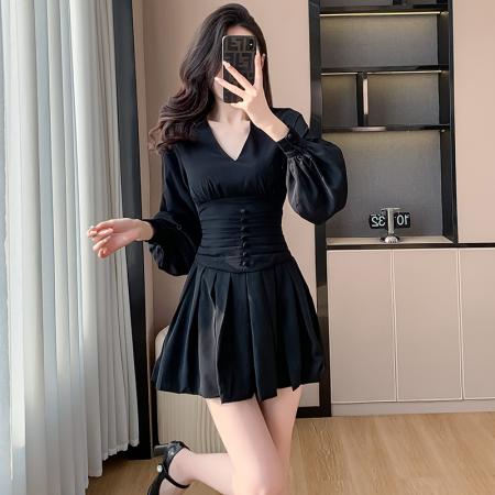 RM33090#长袖连衣裙女 新款小个子甜美修身灯笼袖V领高腰短裙