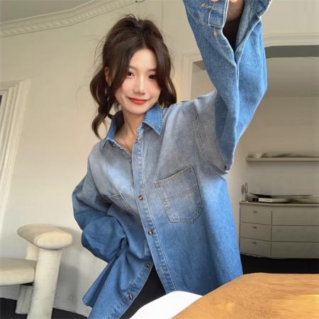 RM33144#大码胖mm设计感渐变色牛仔衬衫外套女春秋季宽松韩版长袖外搭上衣