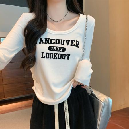 PF92#纯棉打底衫女 新款修身显瘦纯色u领短款内搭长袖印花上衣