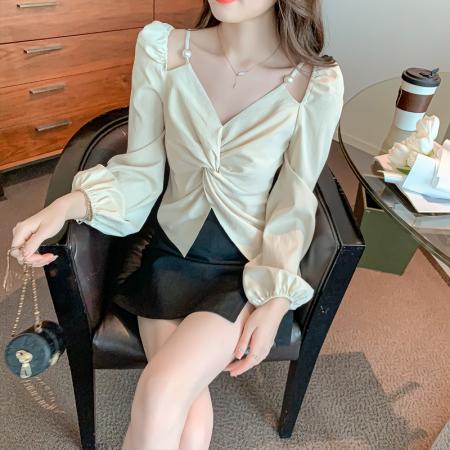 PF1161#法式复古高级感洋气长袖方领泡泡袖短款别致上衣女