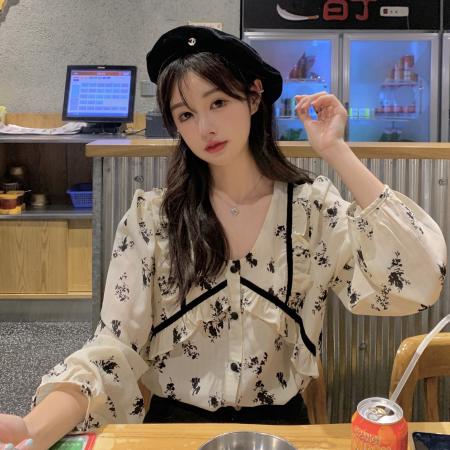 PF1594#大码女装春季胖妹妹设计感木耳边V领碎花长袖衬衫显瘦