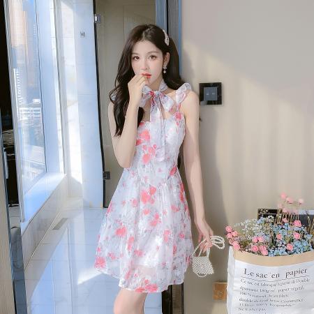 PF2325#纯欲性感法式初恋别致茶歇桔梗碎花吊带连衣裙女显瘦夏甜辣妹短裙