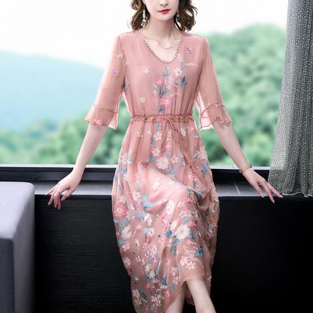 PF3076#刺绣真丝连衣裙女V领短袖春夏季新款高端奢华系带收腰桑蚕丝裙子