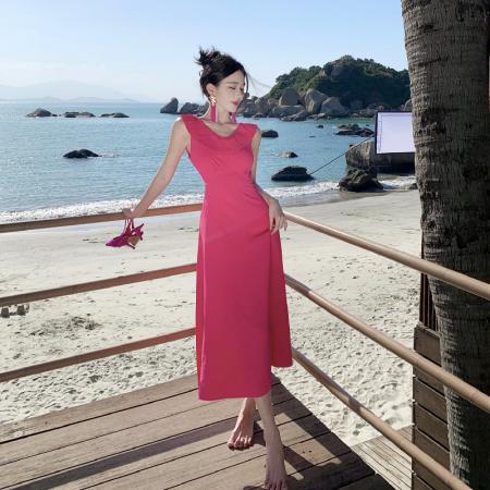 PF3095#新款女法式浪漫复古穿搭连衣裙玫红色压折荷叶V领无袖连衣裙